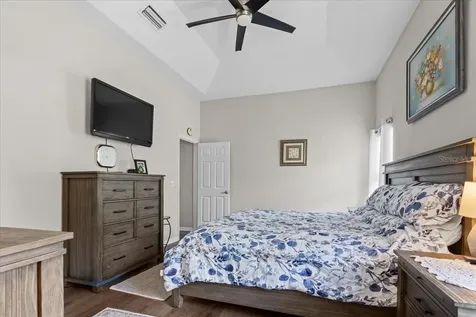 7710 NW 38th Place Gainesville FL 32606