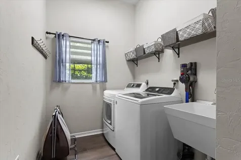 7710 NW 38th Place Gainesville FL 32606