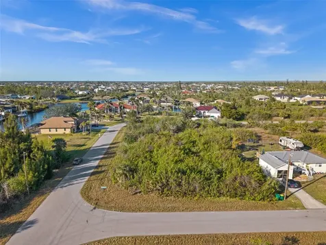 10177 Owl Head Circle Port Charlotte FL 33981