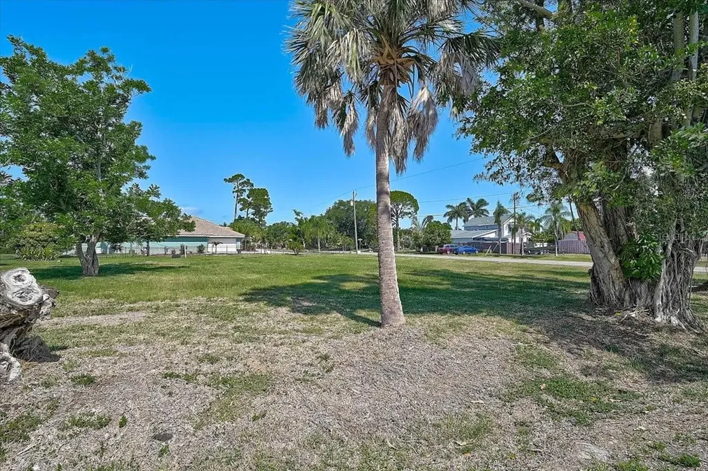 Sarabay Road Osprey FL 34229