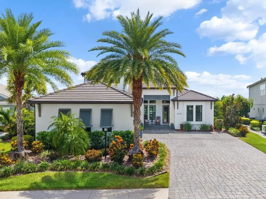 8096 Grande Shores Drive Sarasota FL 34240