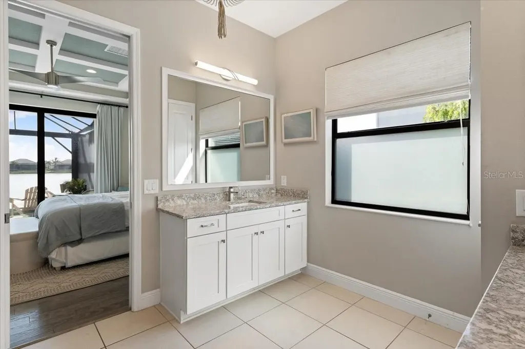 8096 Grande Shores Drive Sarasota FL 34240