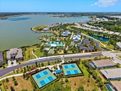 8096 Grande Shores Drive Sarasota FL 34240