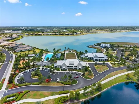 8096 Grande Shores Drive Sarasota FL 34240