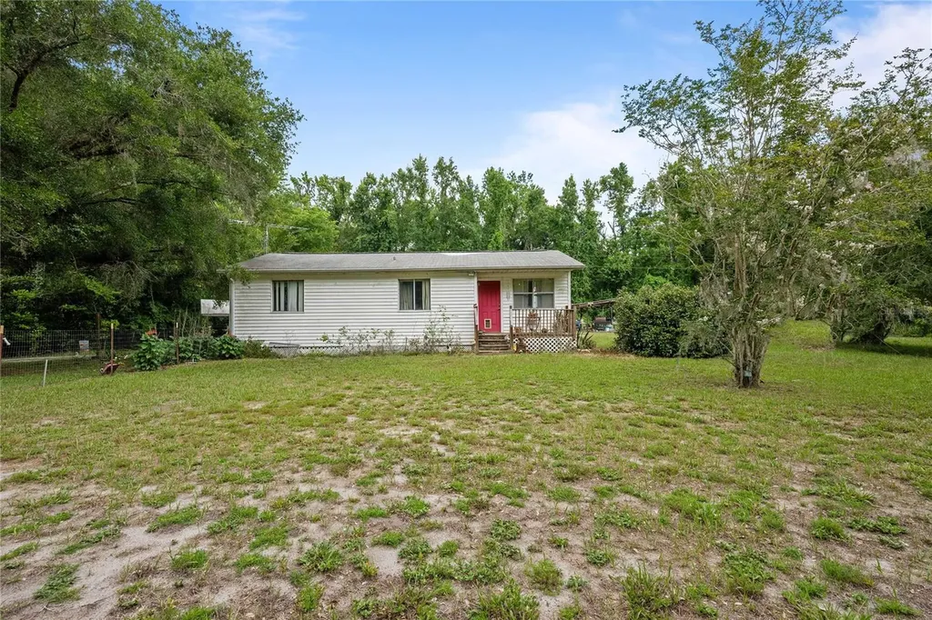 14702 Cr 719 Webster FL 33597