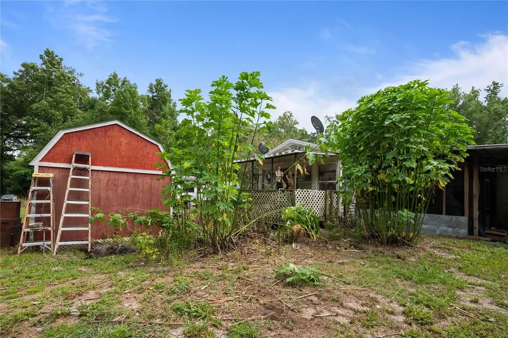 14702 Cr 719 Webster FL 33597