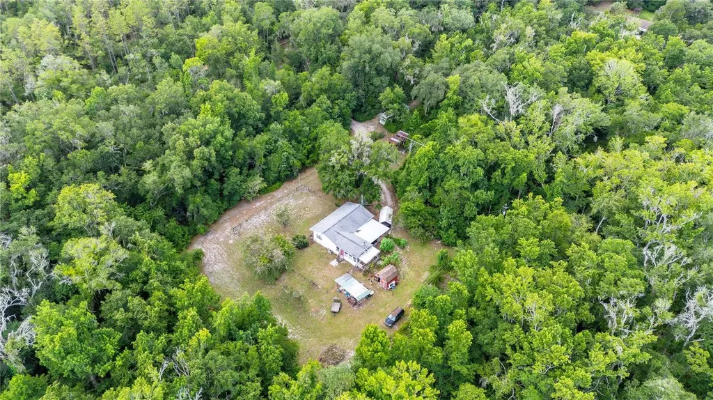 14702 Cr 719 Webster FL 33597