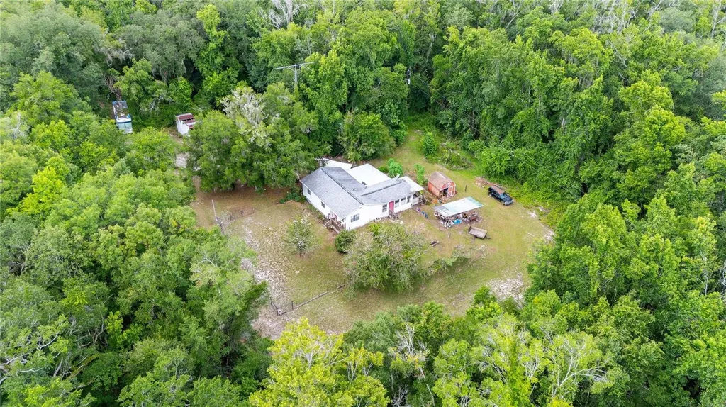 14702 Cr 719 Webster FL 33597