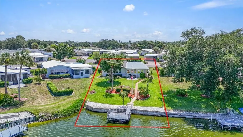 8469 Imperial Lakes Circle Palmetto FL 34221