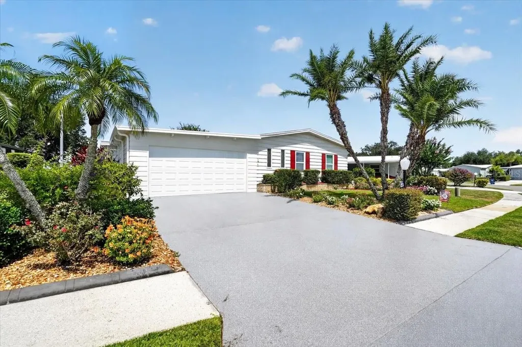 8469 Imperial Lakes Circle Palmetto FL 34221