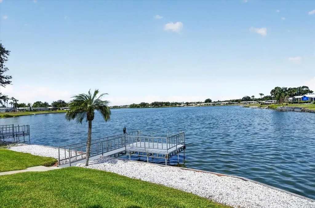 8469 Imperial Lakes Circle Palmetto FL 34221