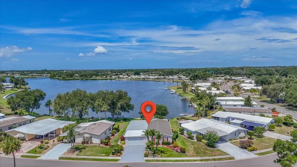 8469 Imperial Lakes Circle Palmetto FL 34221