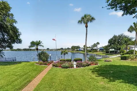 8469 Imperial Lakes Circle Palmetto FL 34221