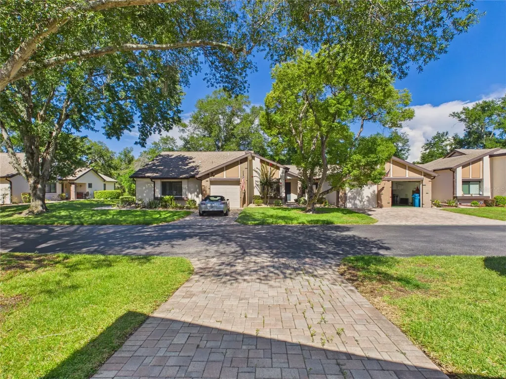 7511 Heather Walk Drive Weeki Wachee FL 34613