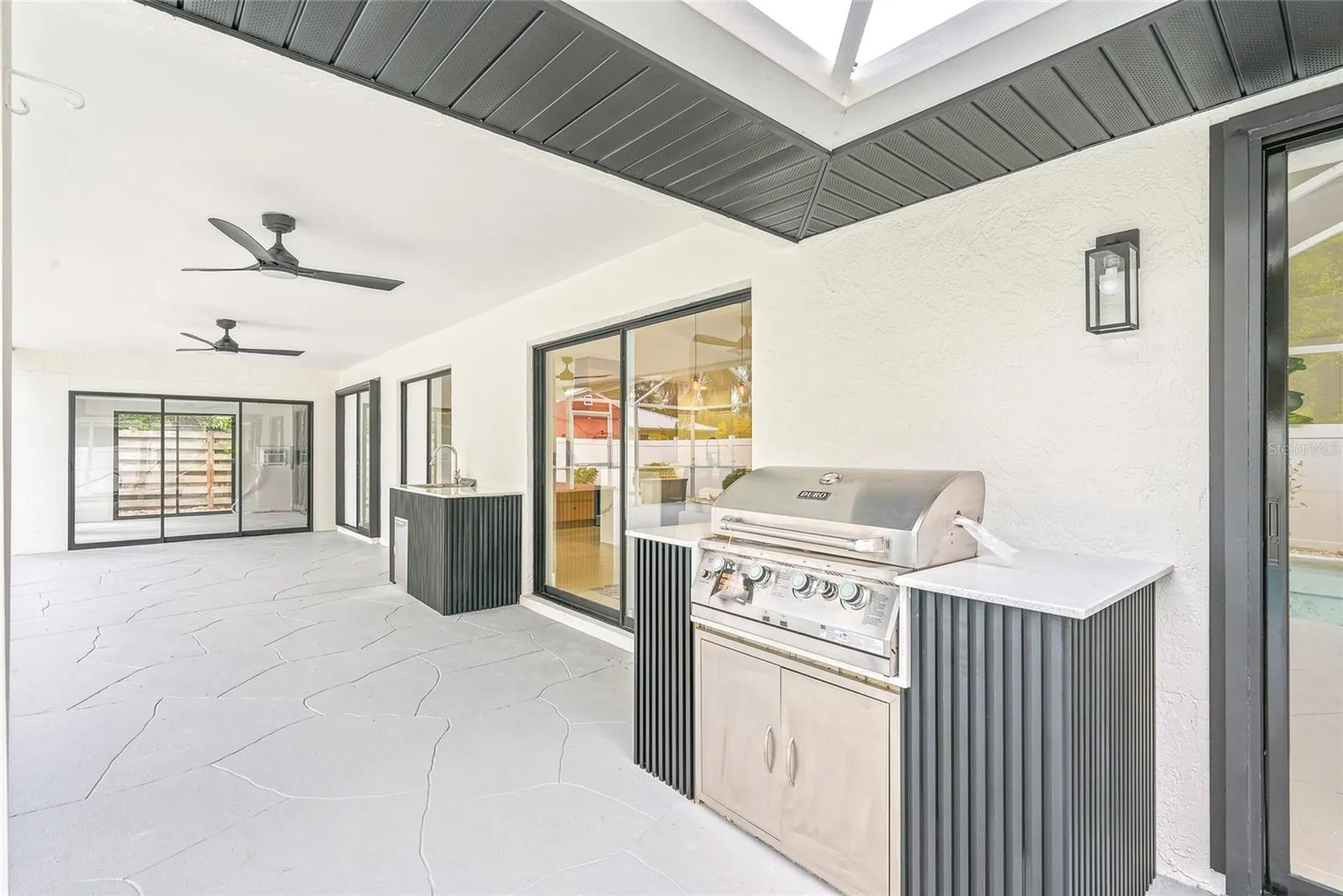 4916 32nd Avenue Drive W Bradenton FL 34209