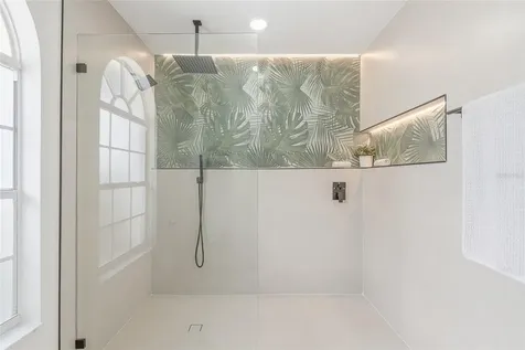 4916 32nd Avenue Drive W Bradenton FL 34209