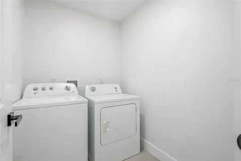 4916 32nd Avenue Drive W Bradenton FL 34209