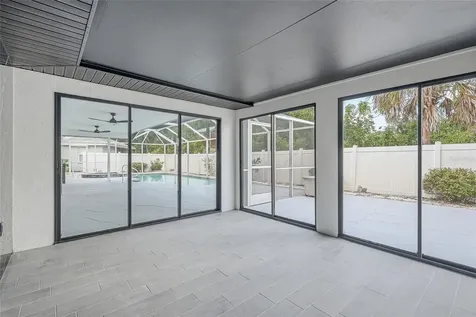 4916 32nd Avenue Drive W Bradenton FL 34209