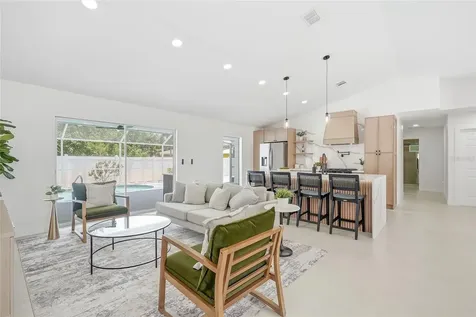 4916 32nd Avenue Drive W Bradenton FL 34209