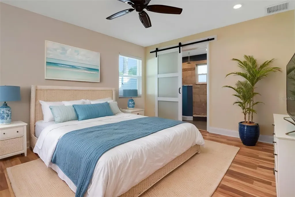 1801 Oak Park Drive N Clearwater FL 33764