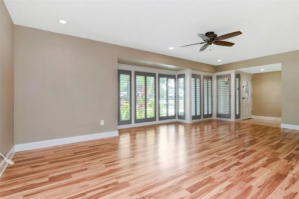 1801 Oak Park Drive N Clearwater FL 33764