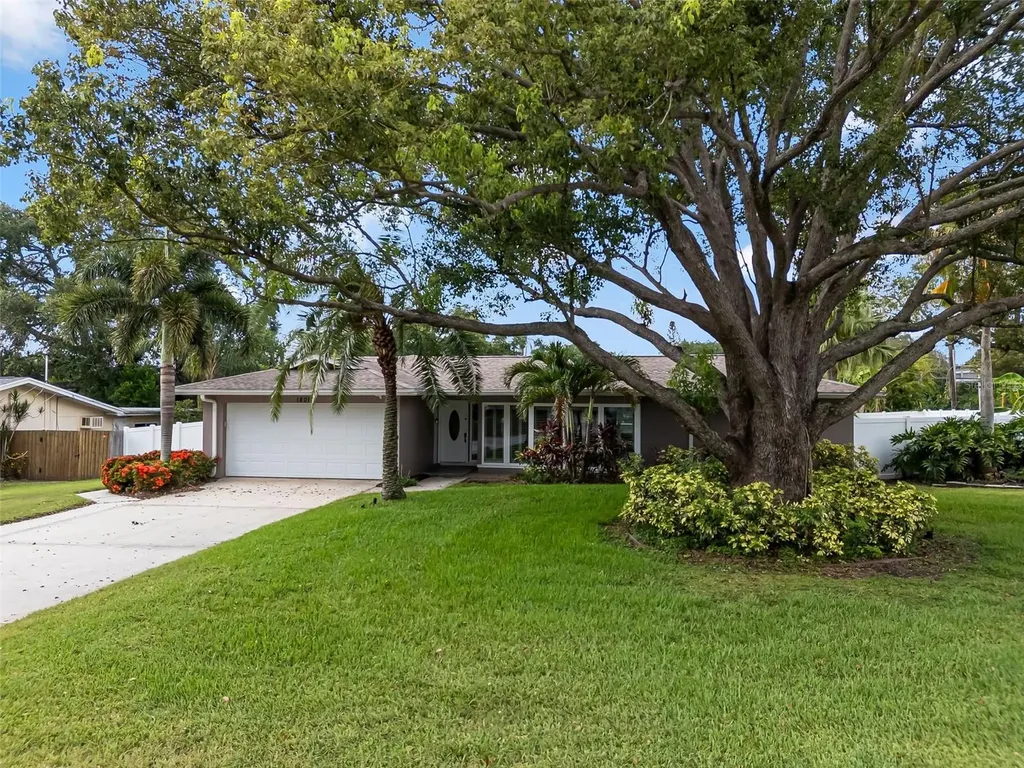 1801 Oak Park Drive N Clearwater FL 33764