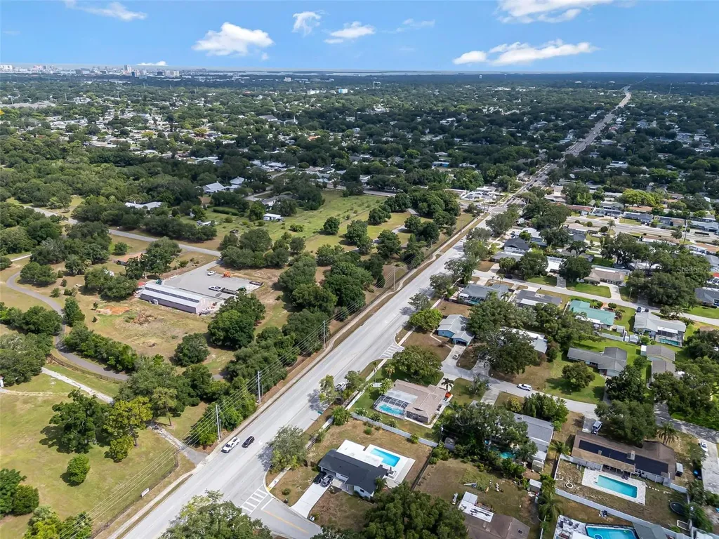 1801 Oak Park Drive N Clearwater FL 33764