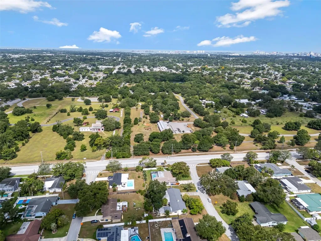 1801 Oak Park Drive N Clearwater FL 33764