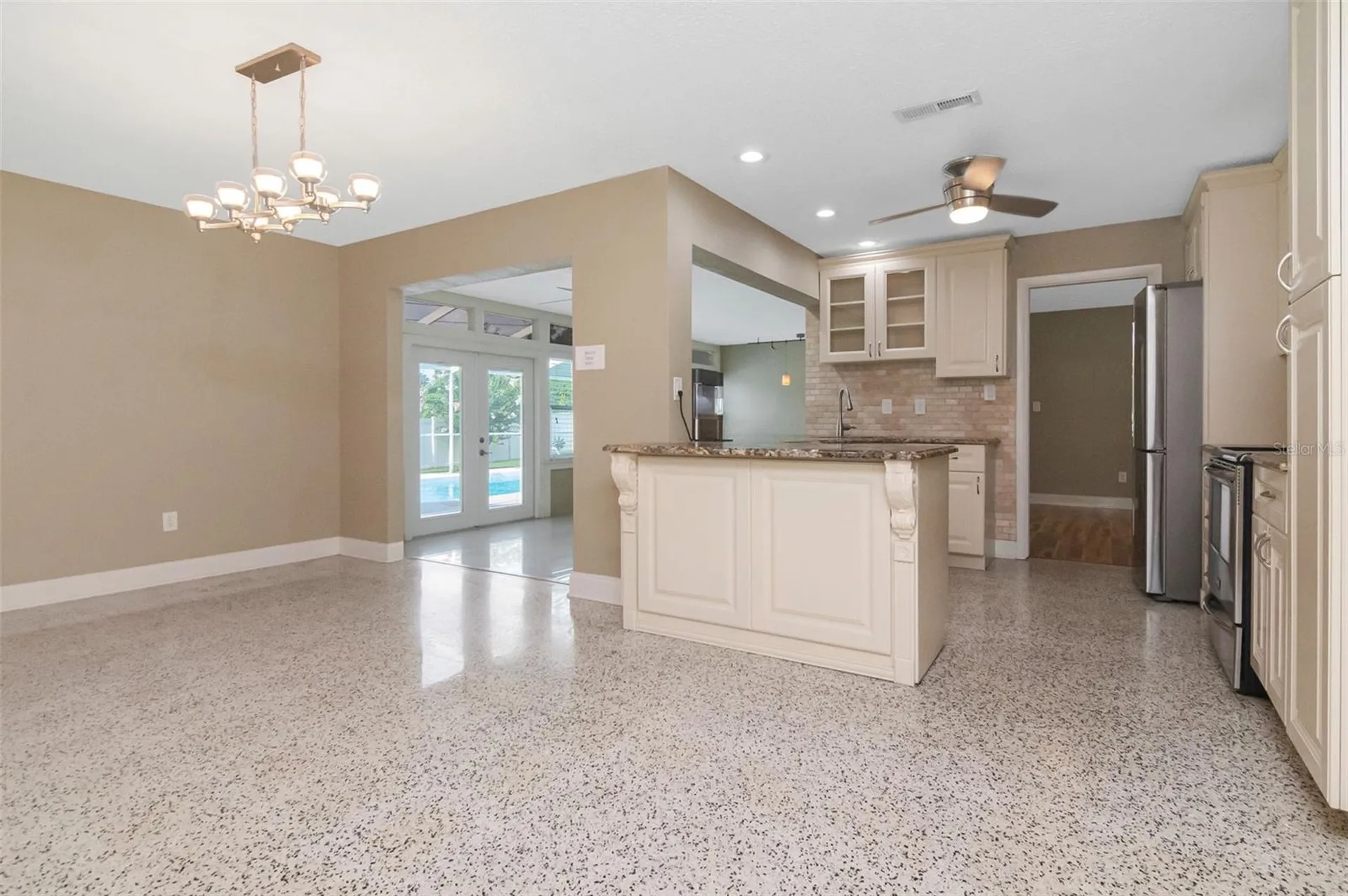 1801 Oak Park Drive N Clearwater FL 33764