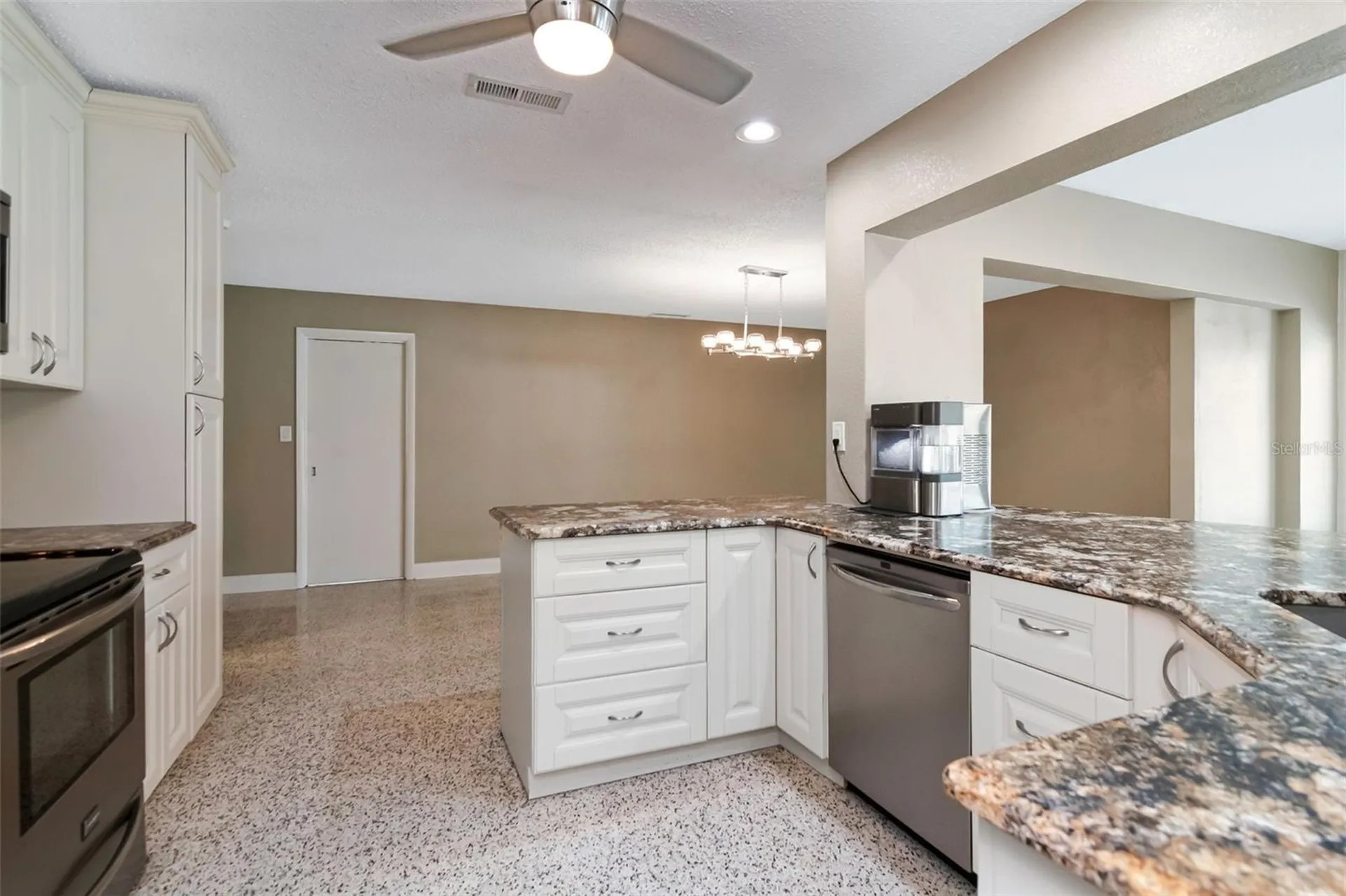 1801 Oak Park Drive N Clearwater FL 33764