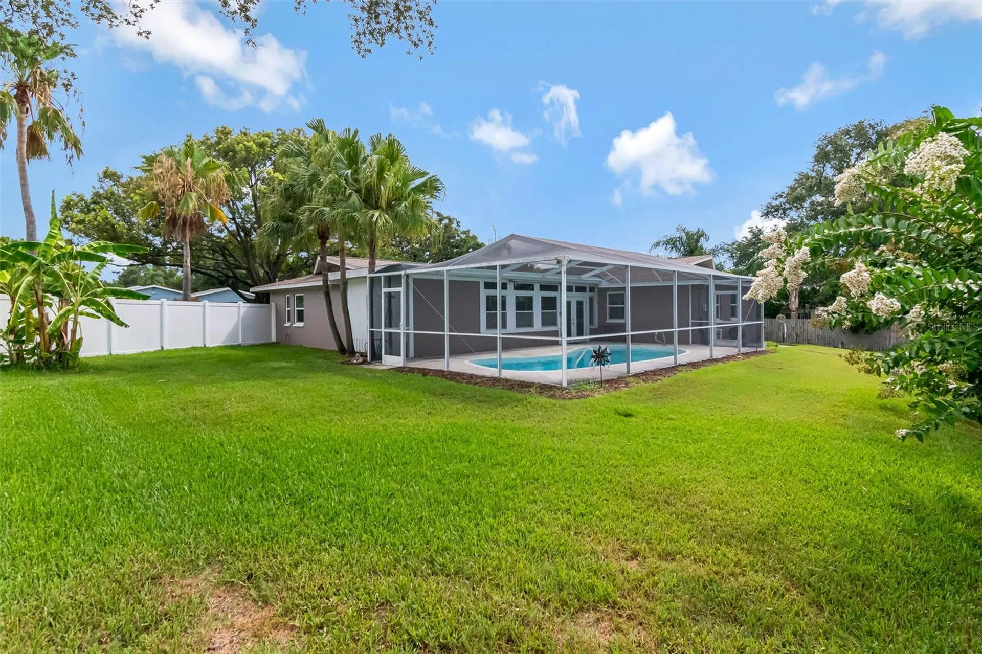 1801 Oak Park Drive N Clearwater FL 33764
