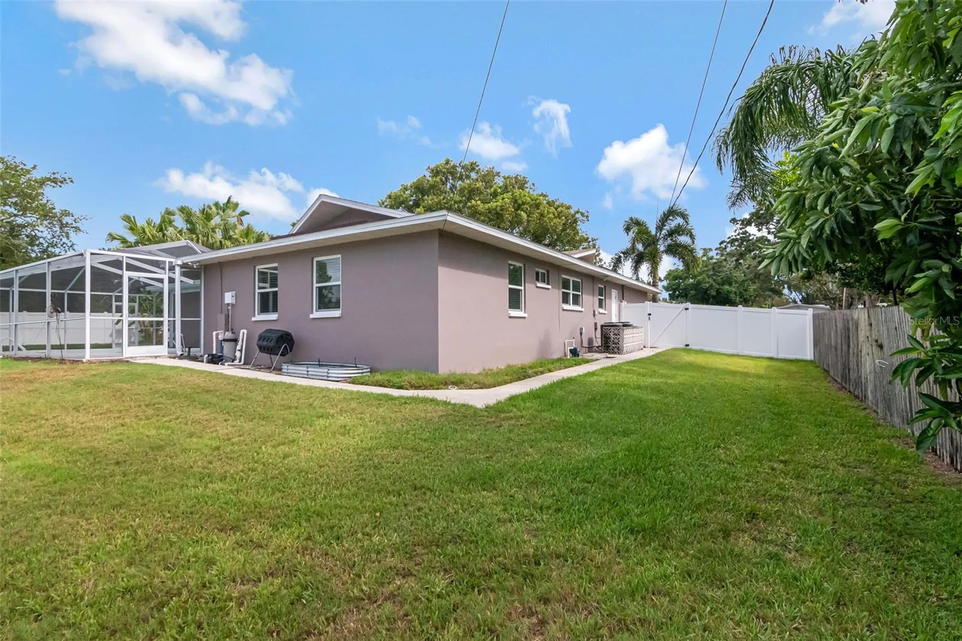1801 Oak Park Drive N Clearwater FL 33764