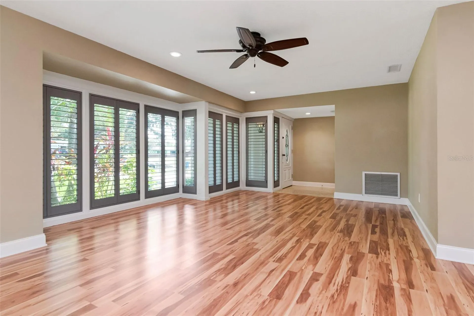 1801 Oak Park Drive N Clearwater FL 33764