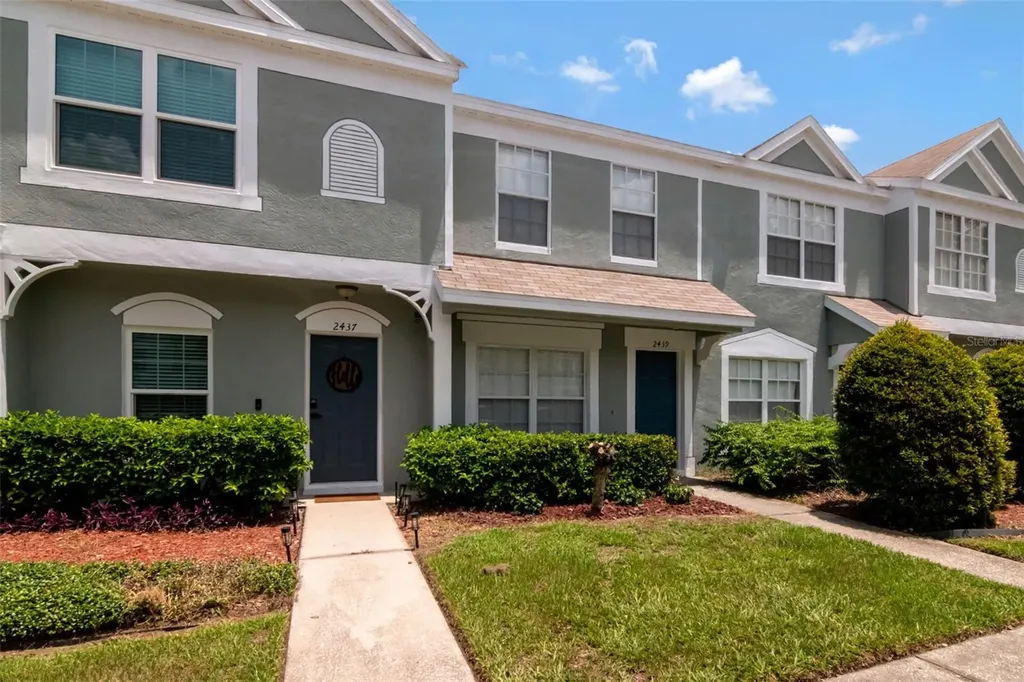 2439 Lake Woodberry Circle Brandon FL 33510