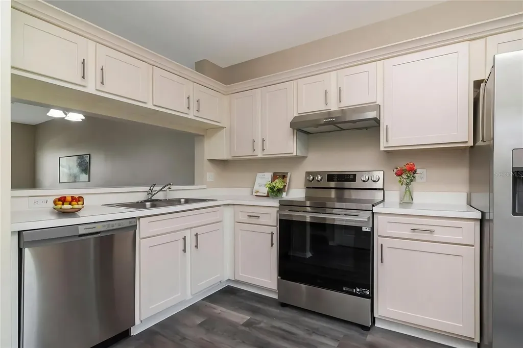 2439 Lake Woodberry Circle Brandon FL 33510