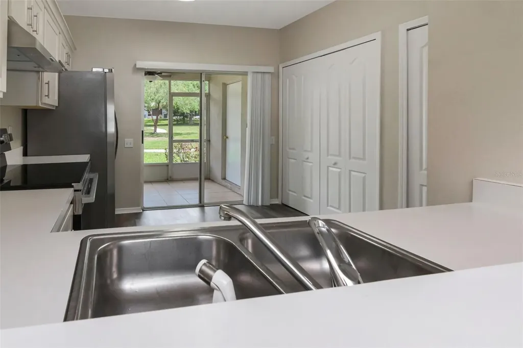2439 Lake Woodberry Circle Brandon FL 33510