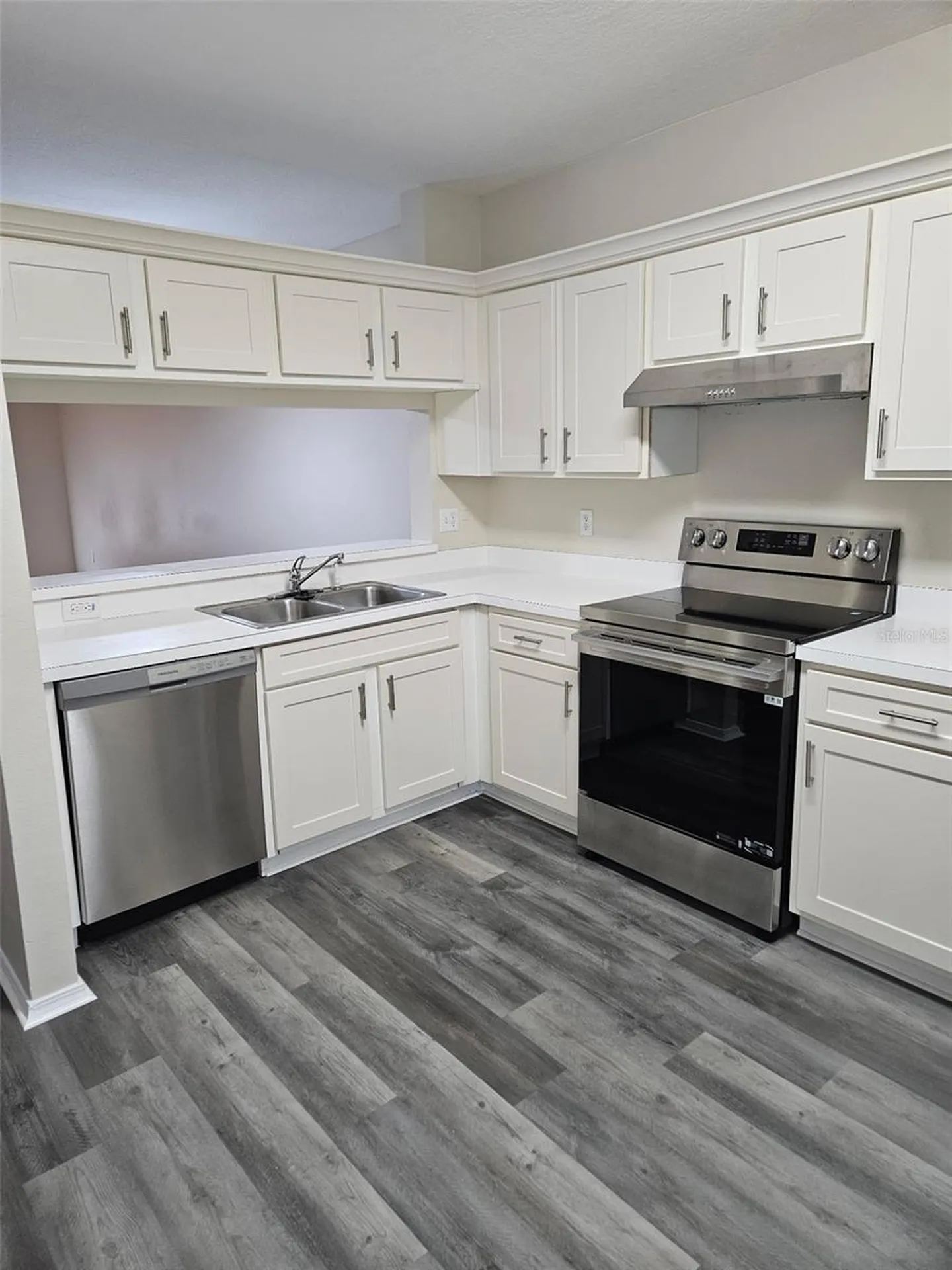 2439 Lake Woodberry Circle Brandon FL 33510