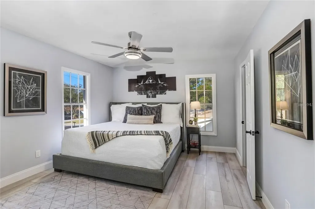1960 Mckinley Street Clearwater FL 33765