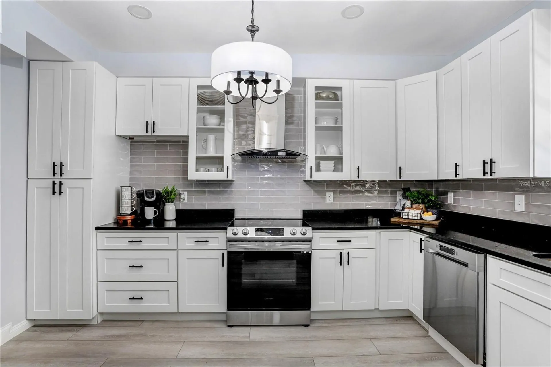 1960 Mckinley Street Clearwater FL 33765