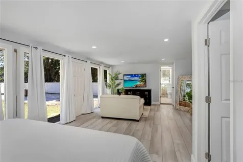 1960 Mckinley Street Clearwater FL 33765