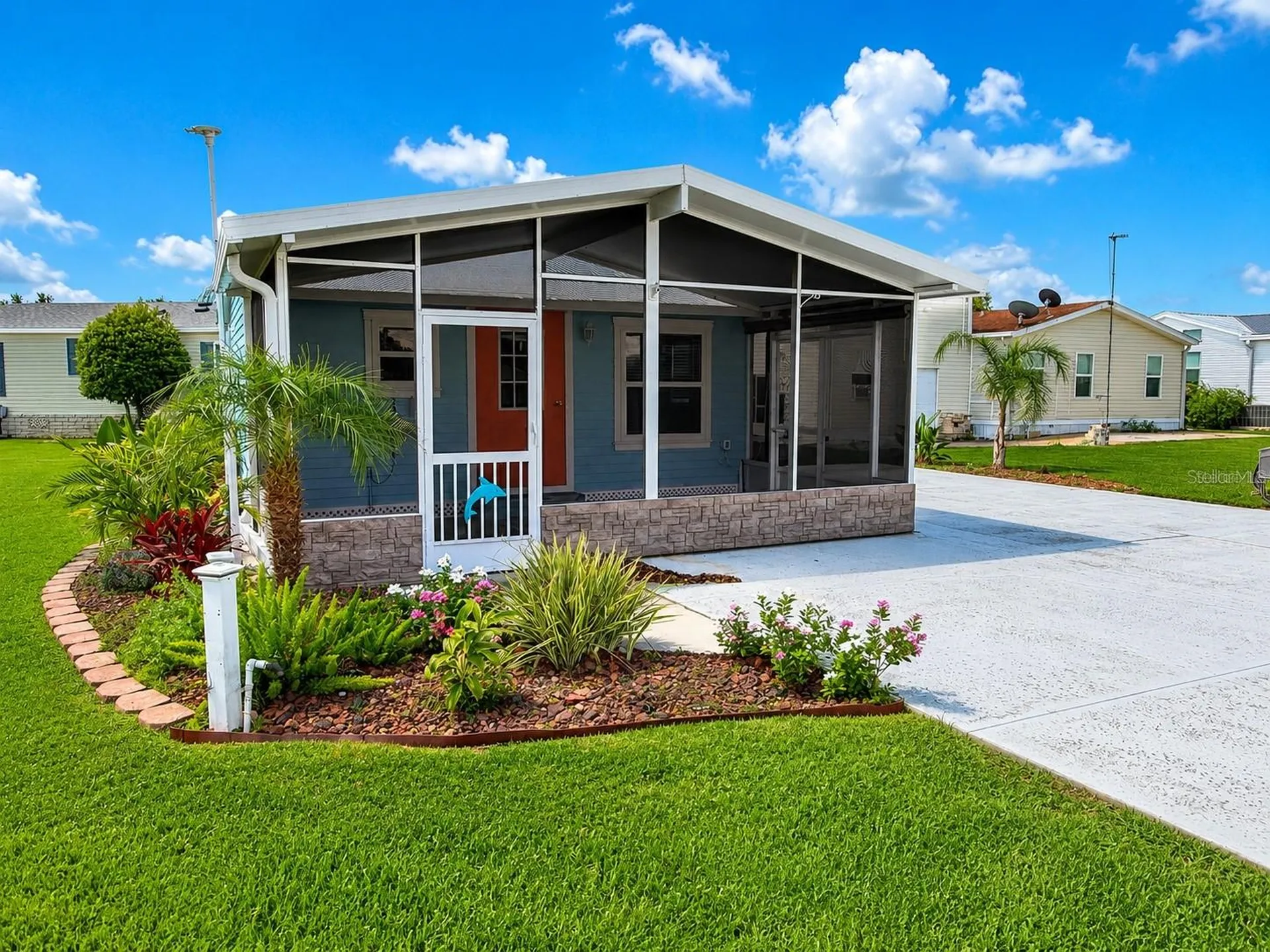5245 Island View Circle N Polk City FL 33868