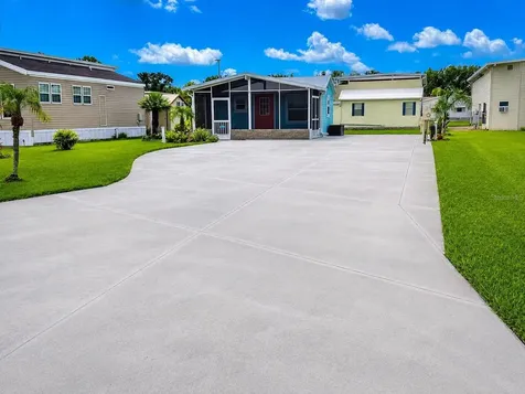 5245 Island View Circle N Polk City FL 33868