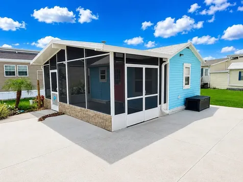 5245 Island View Circle N Polk City FL 33868
