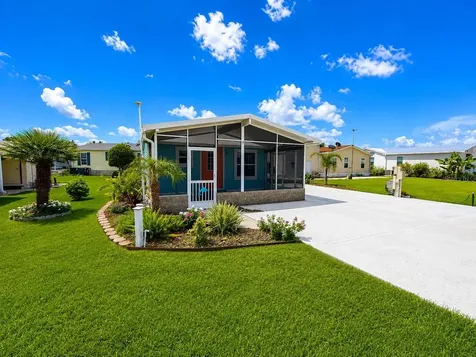 5245 Island View Circle N Polk City FL 33868