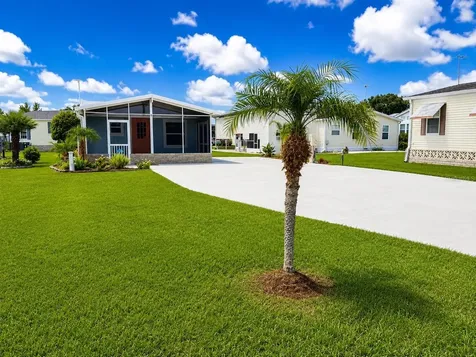 5245 Island View Circle N Polk City FL 33868
