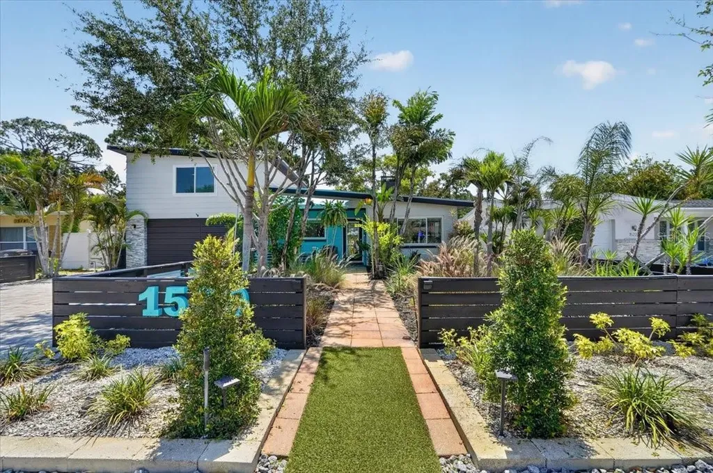 1520 60th Street S Gulfport FL 33707