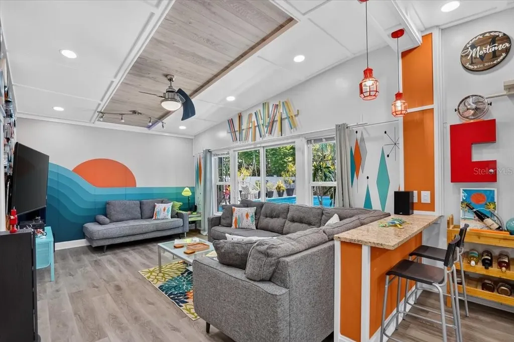 1520 60th Street S Gulfport FL 33707