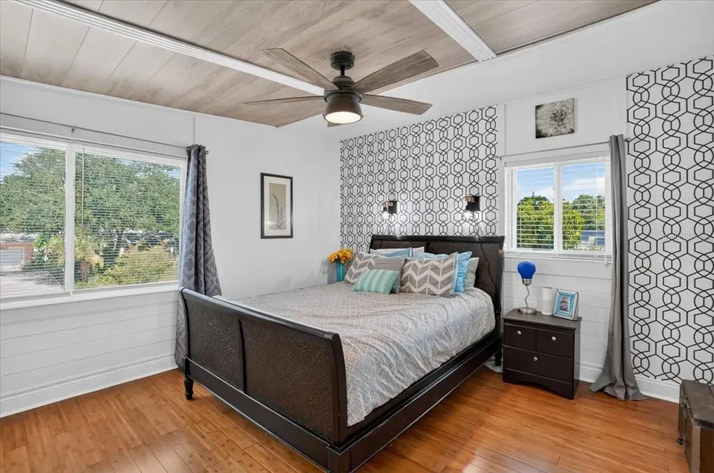 1520 60th Street S Gulfport FL 33707