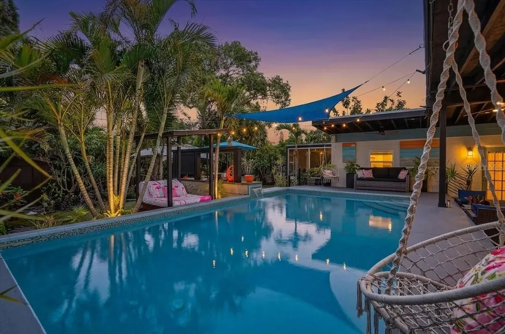 1520 60th Street S Gulfport FL 33707
