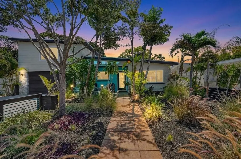 1520 60th Street S Gulfport FL 33707